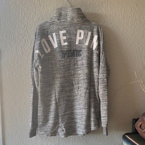 Victoria's Secret PINK Heathered Gray Pullover - Picture 4 of 8